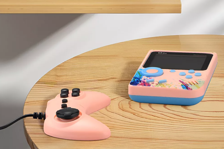 Vintage Style Gaming Console for Travel